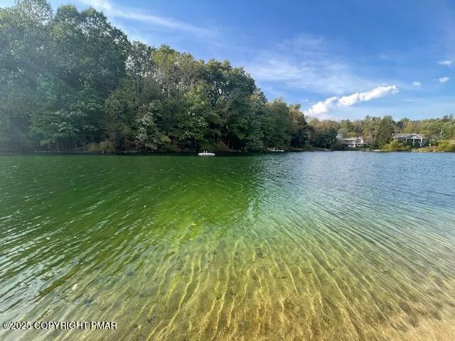 $659,900 | 155 Kimberleigh Court, East Stroudsburg, PA 18301