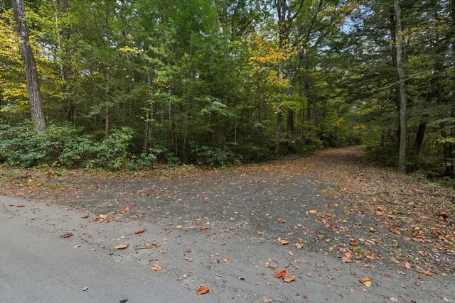 $210,000 | 115 Crooked Ledge Road, Southampton, MA 01073