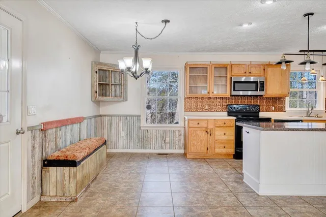 a view of empty room with windows