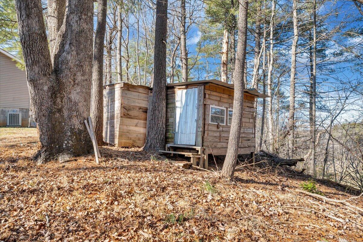 365 Isolane Road Callaway, VA 24067 - Photo 45 of 104 052-MIB03315