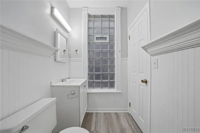 $1,550 | 76 Anderson Place, Buffalo, NY 14222