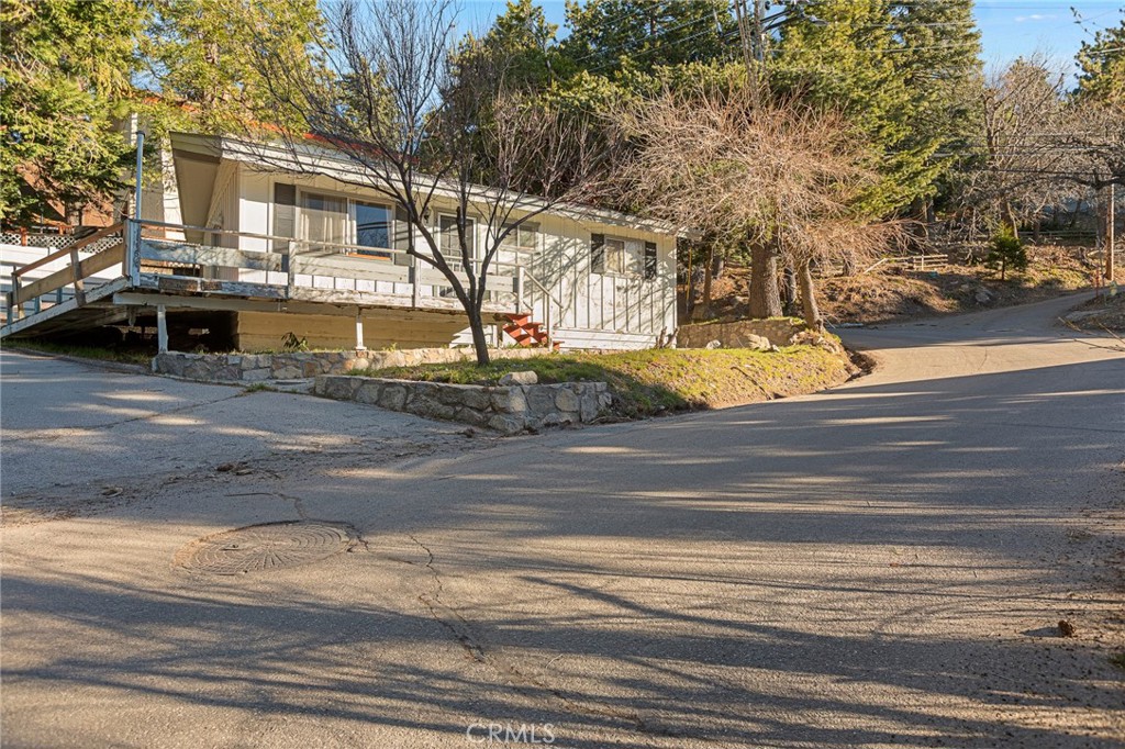 1164 Bear Springs Road Rimforest, CA 92378 - Photo 2 of 18