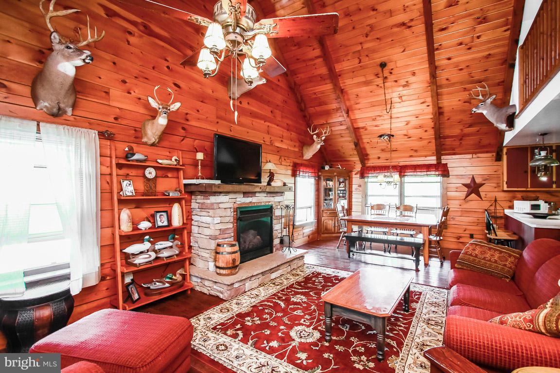 408 Linton Run Road Port Deposit, MD 21904 - Photo 7 of 28 Family Room