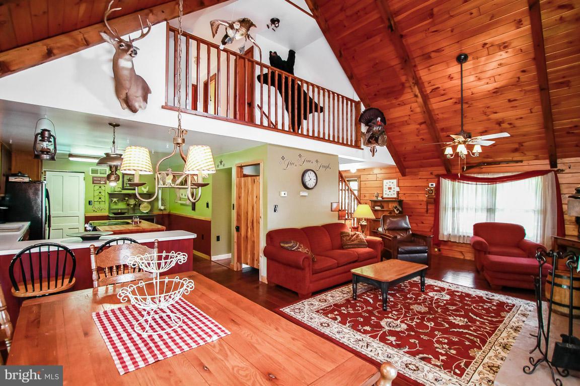 408 Linton Run Road Port Deposit, MD 21904 - Photo 10 of 28 Family Room