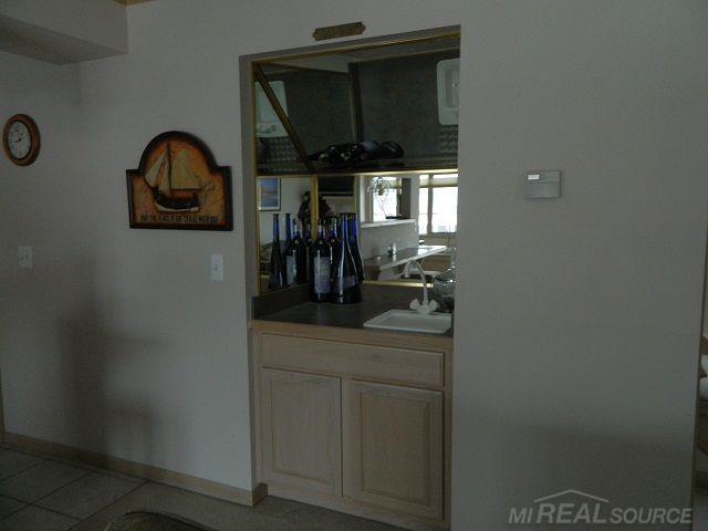134 Kenyon Road Algonac, MI 48001 - Photo 13 of 16 31223020-12.JPG