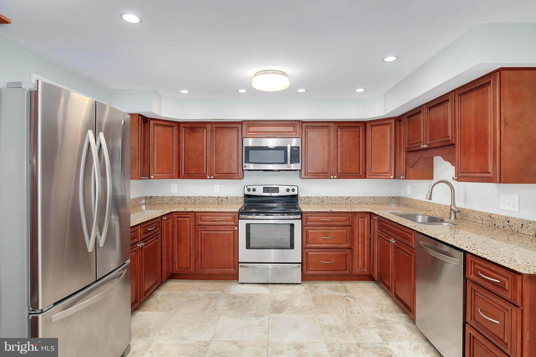 8268 Burning Forest Court Springfield, VA 22153 - Photo 12 of 30 Kitchen