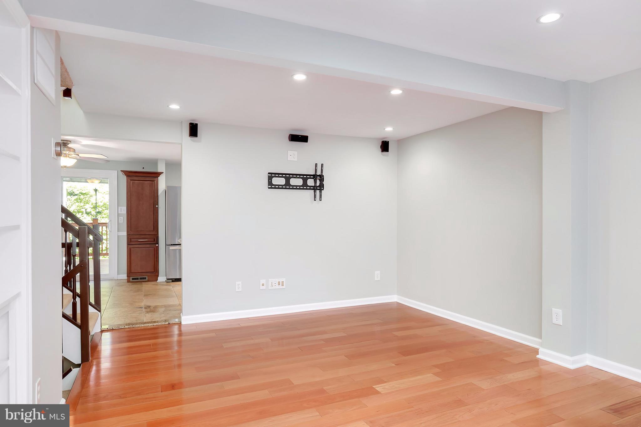 8268 Burning Forest Court Springfield, VA 22153 - Photo 6 of 30 Living Room