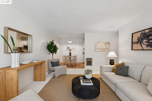 $299,000 | 150 Pearl Street, Unit 212, Oakland, CA 94611