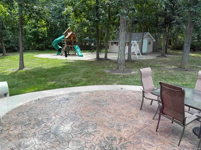 $428,900 | 2422 West 700 South, Geneva, IN 46740