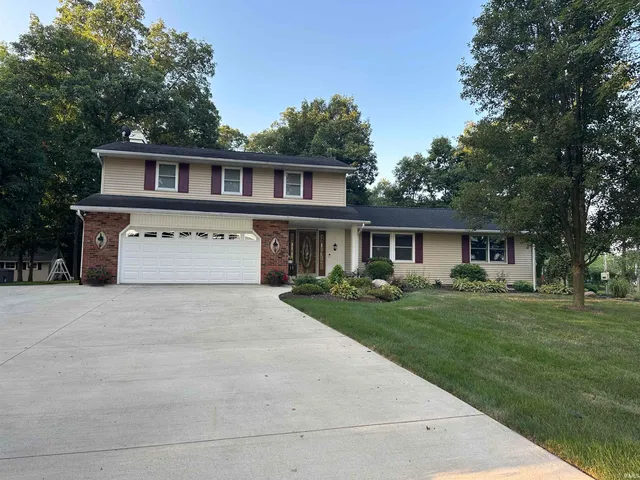 $428,900 | 2422 West 700 South, Geneva, IN 46740