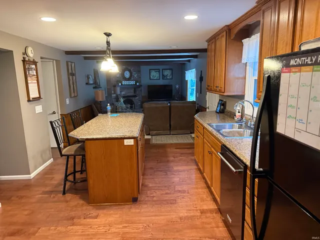 $428,900 | 2422 West 700 South, Geneva, IN 46740