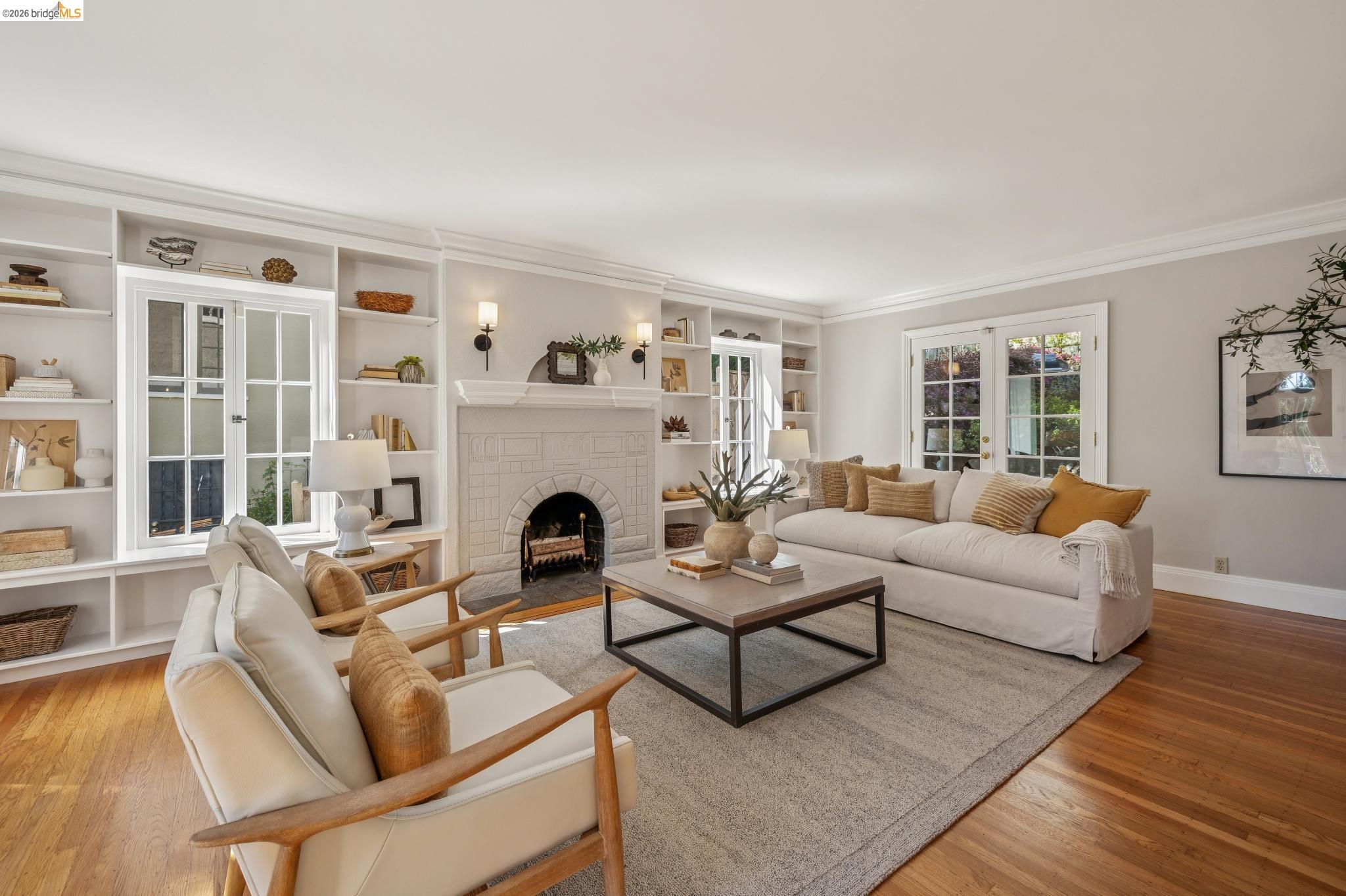 900 Rosemount Road Oakland, CA 94610 - Photo 11 of 59 a living room with furniture and a fireplace