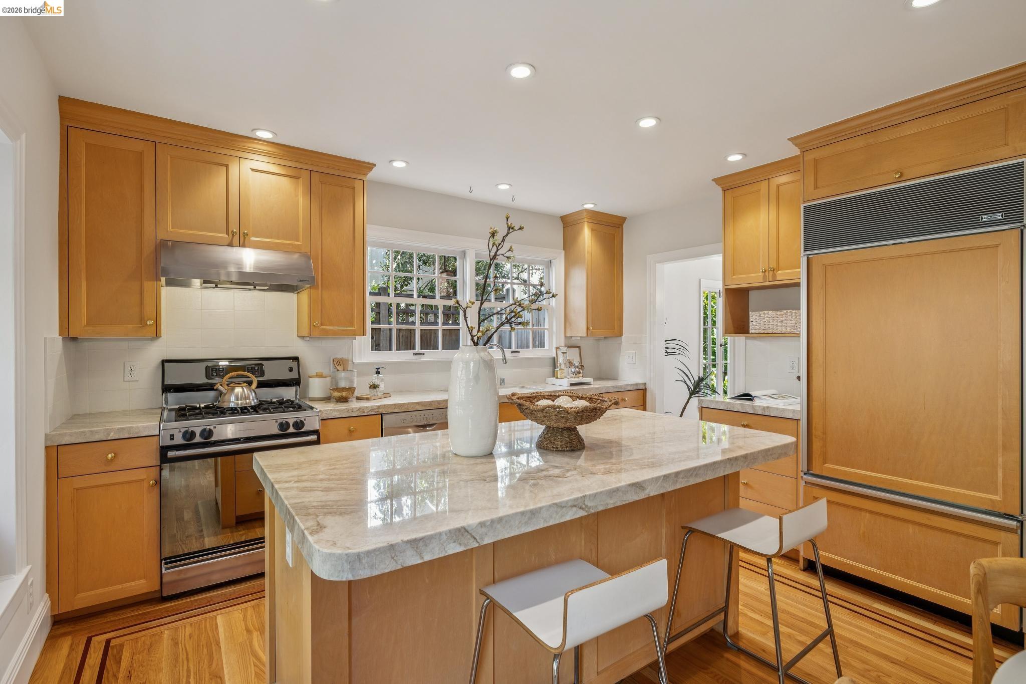 900 Rosemount Road Oakland, CA 94610 - Photo 32 of 59