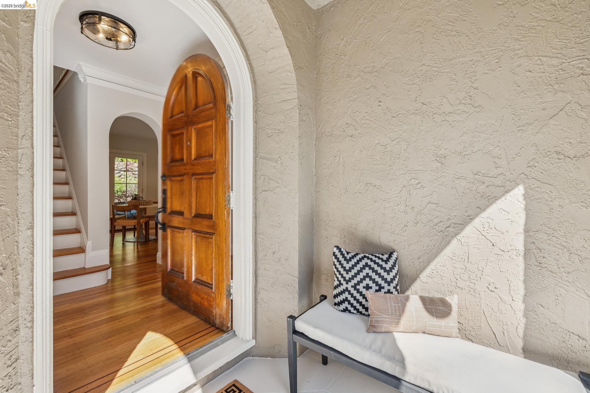 900 Rosemount Road Oakland, CA 94610 - Photo 9 of 59