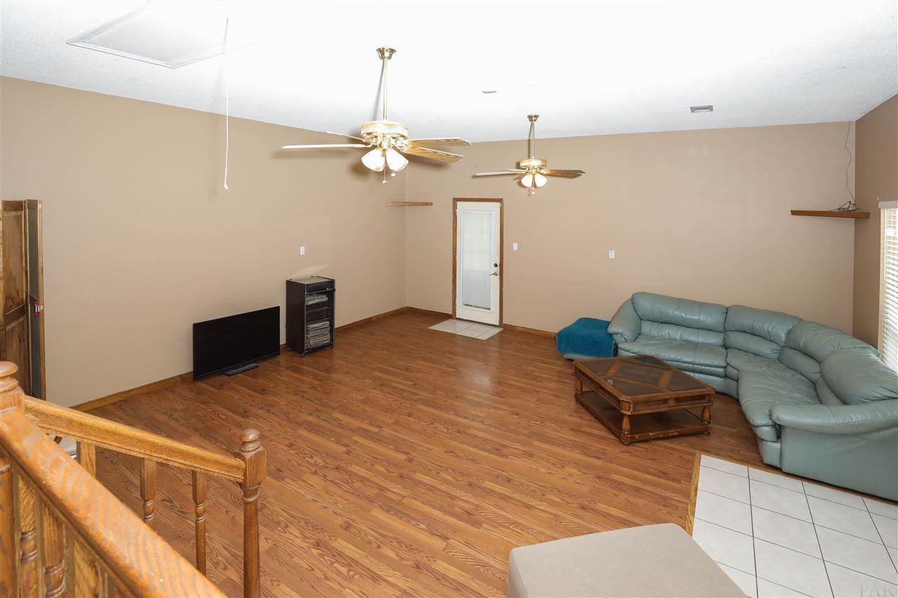 340 Daylily Road Cantonment, FL 32533 - Photo 11 of 41