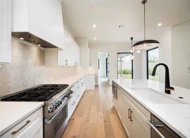 $1,100,000 | 814 Stark Street, Austin, TX 78756