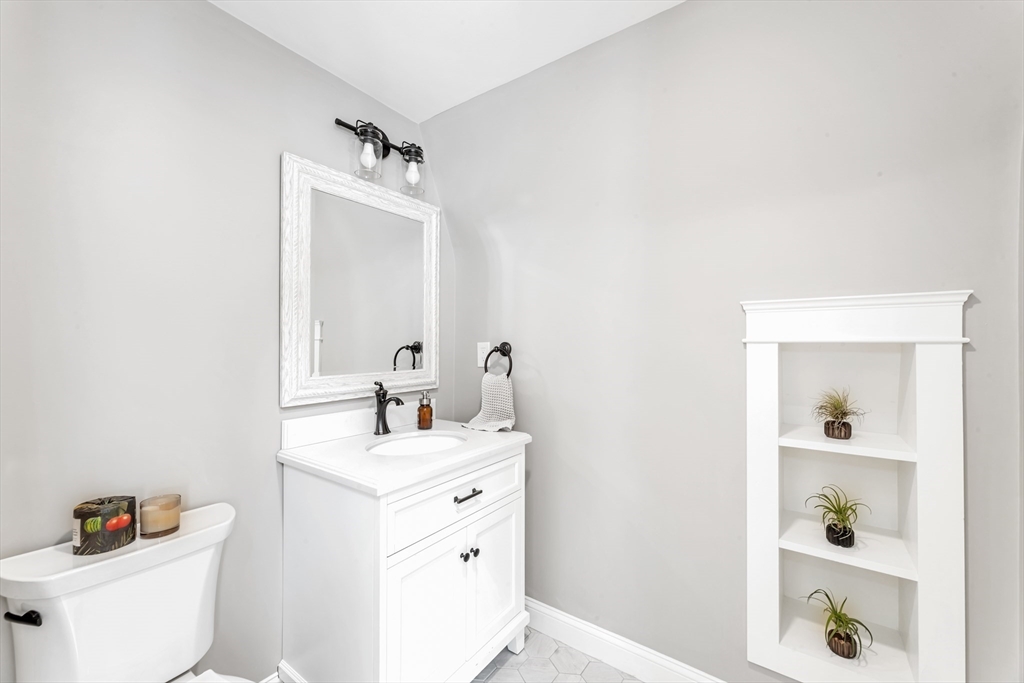 11 Chase Avenue, Unit 1 Lexington, MA 02421 - Photo 10 of 40