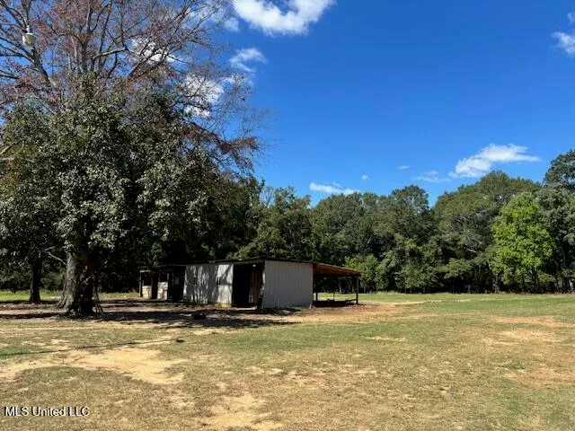 $1,500 | 890 Madison Avenue, Madison, MS 39110