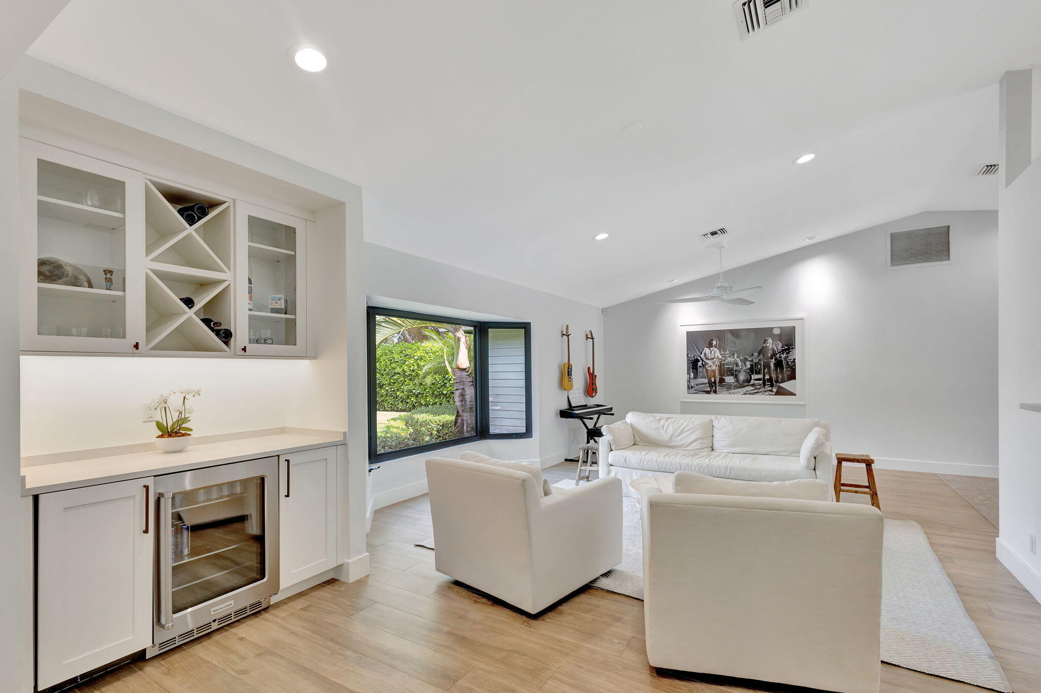 Undisclosed Address Jupiter, FL 33458 - Photo 6 of 18 family room