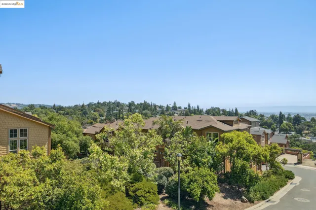 $610,000 | 6100 Old Quarry Loop, Oakland, CA 94605