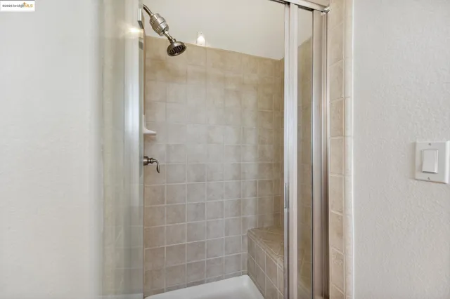 $610,000 | 6100 Old Quarry Loop, Oakland, CA 94605