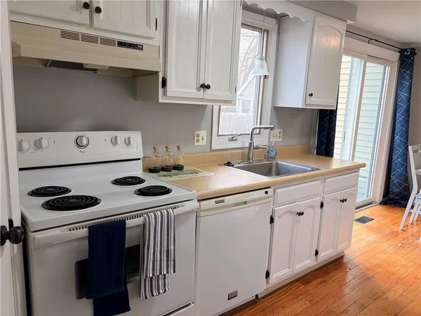 $165,000 | 424 Upper Valley Road, Gates, NY 14624