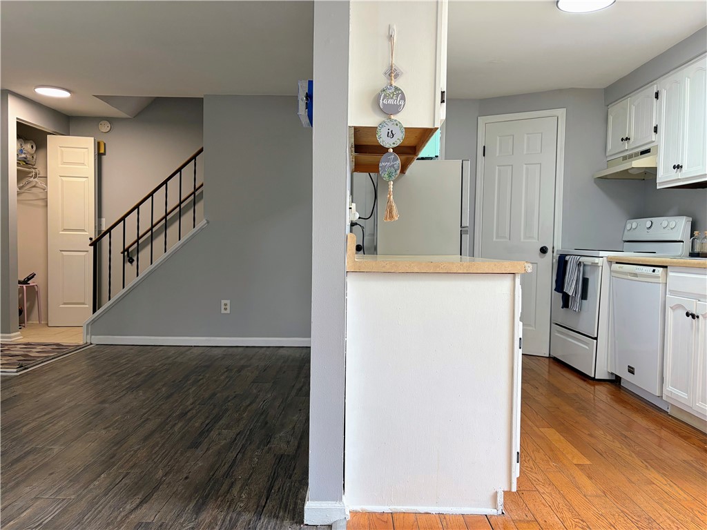 424 Upper Valley Road Gates, NY 14624 - Photo 20 of 41