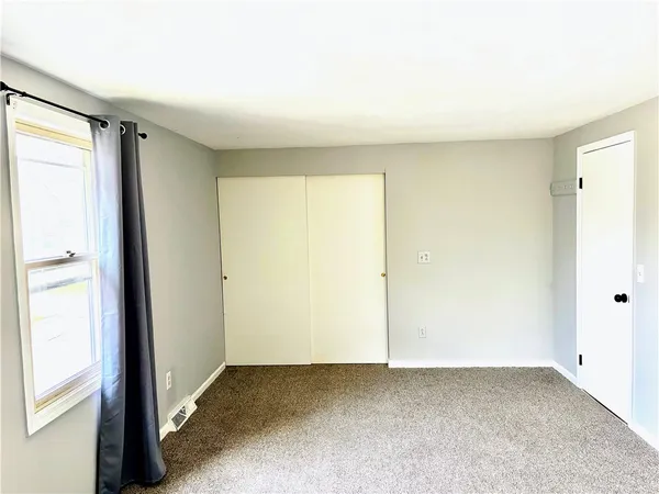 $165,000 | 424 Upper Valley Road, Gates, NY 14624