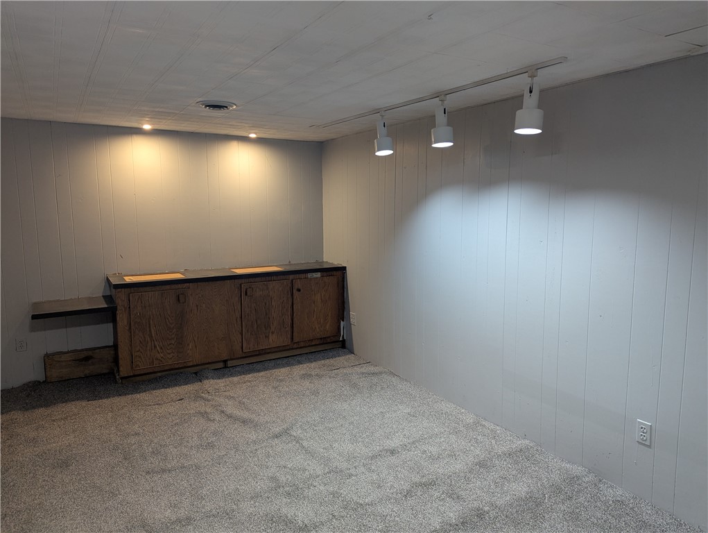 424 Upper Valley Road Gates, NY 14624 - Photo 36 of 41