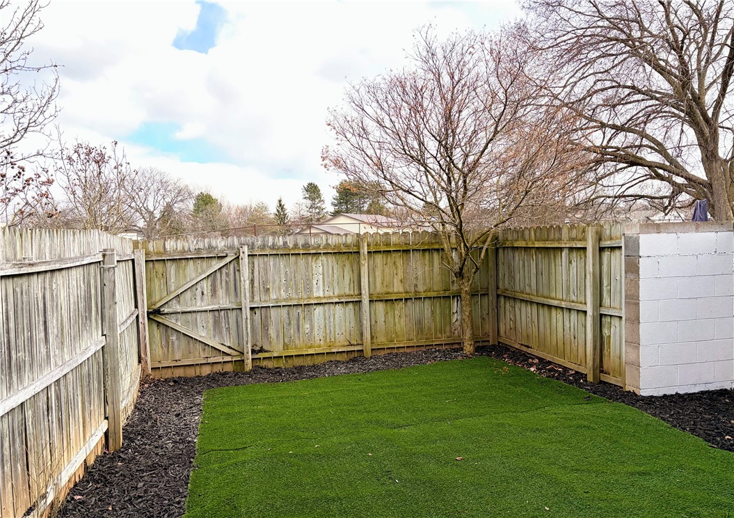 424 Upper Valley Road Gates, NY 14624 - Photo 38 of 41