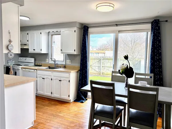 $165,000 | 424 Upper Valley Road, Gates, NY 14624