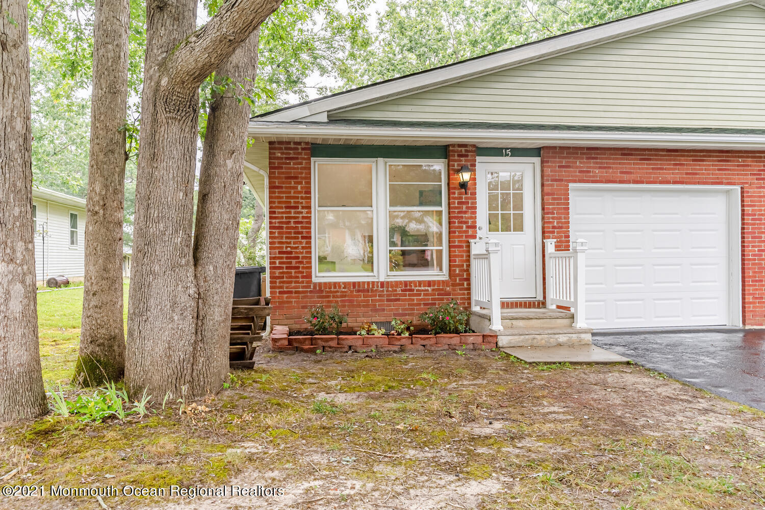 15 Sycamore Access Road, Unit 2 Manahawkin, NJ 08050 - Photo 1 of 21 15 Sycamore Access Rd Stafford-large-002