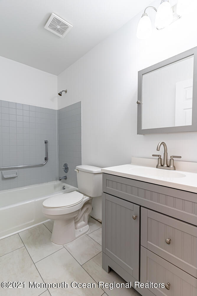 15 Sycamore Access Road, Unit 2 Manahawkin, NJ 08050 - Photo 13 of 21 15 Sycamore Access Rd Stafford-large-013