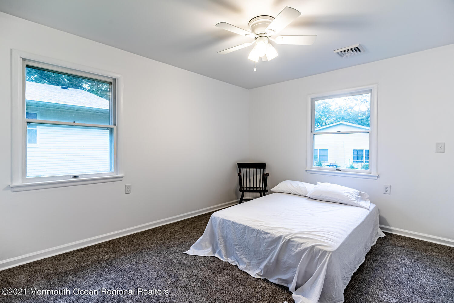15 Sycamore Access Road, Unit 2 Manahawkin, NJ 08050 - Photo 16 of 21 15 Sycamore Access Rd Stafford-large-016