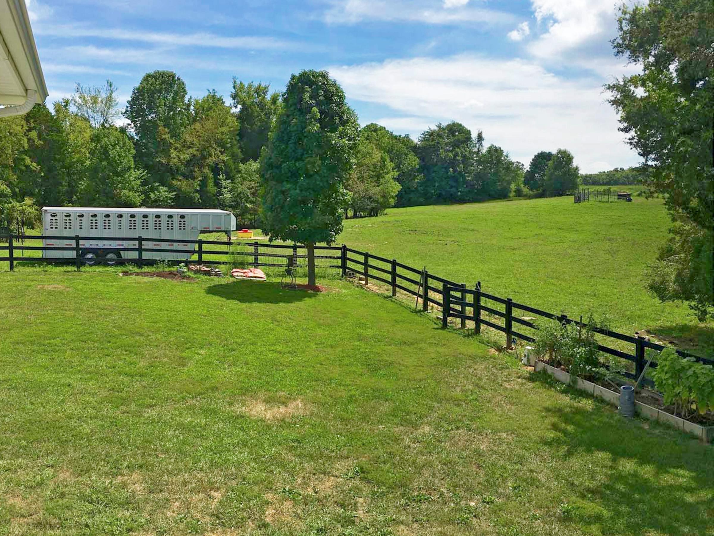 1115 Ebenezer Church Road, Unit 4 Talbott, TN 37877 - Photo 3 of 23 3