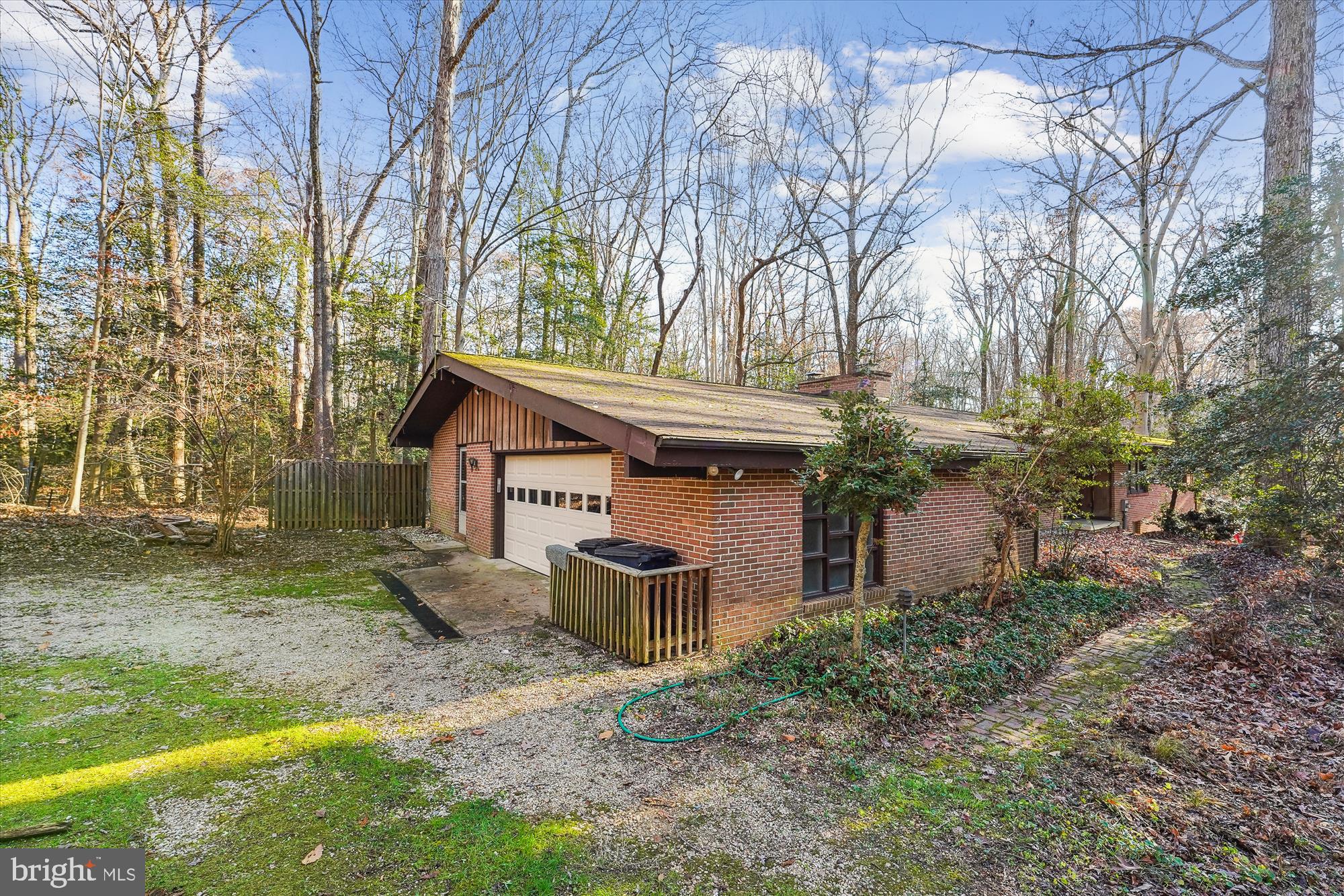 1120 Apple Valley Road Accokeek, MD 20607 - Photo 3 of 36