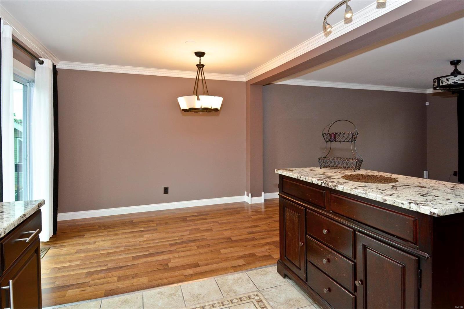 5001 Weber Road St. Louis, MO 63123 - Photo 13 of 36 Gallery Image 13