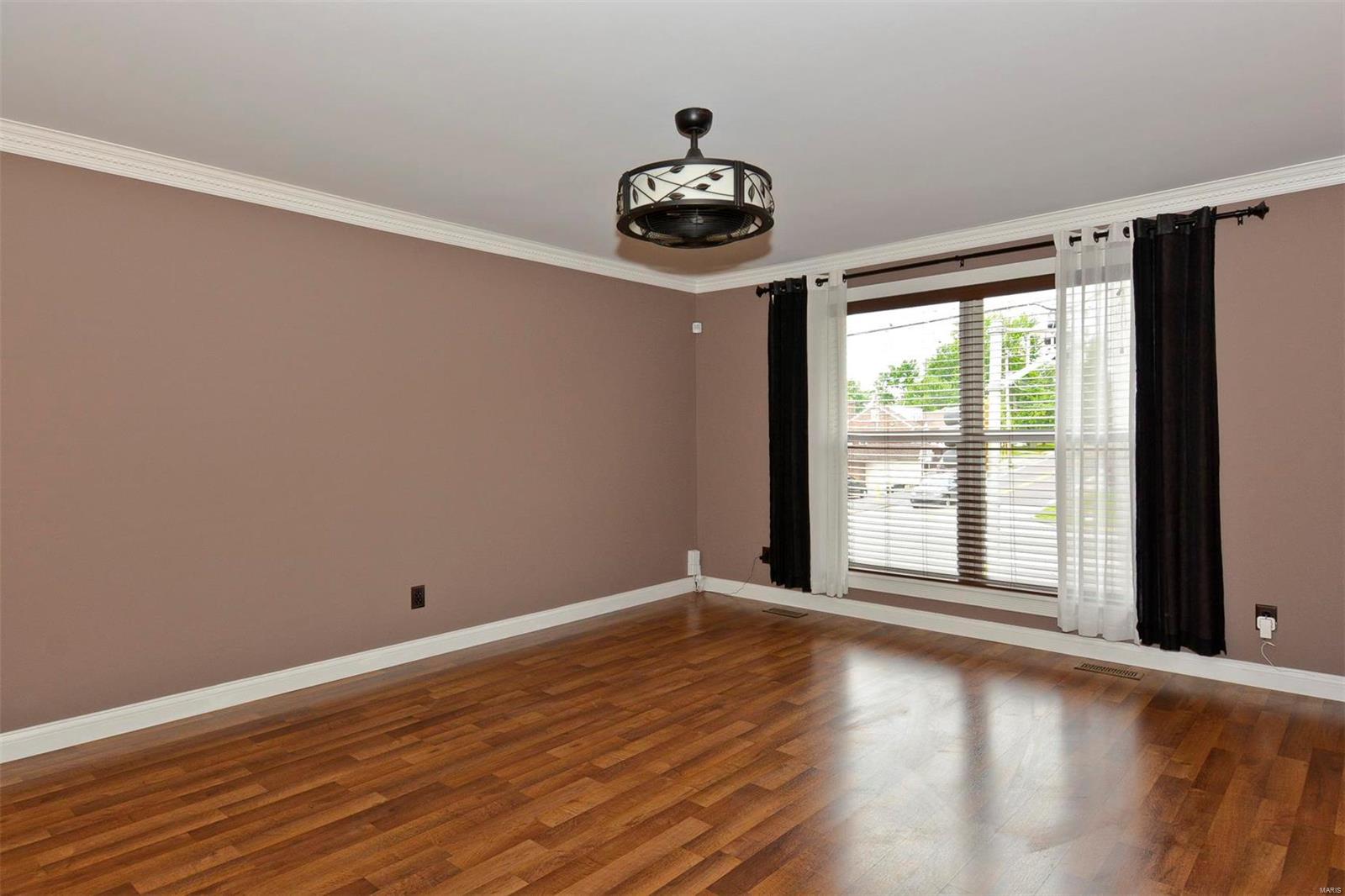 5001 Weber Road St. Louis, MO 63123 - Photo 4 of 36 Gallery Image 4