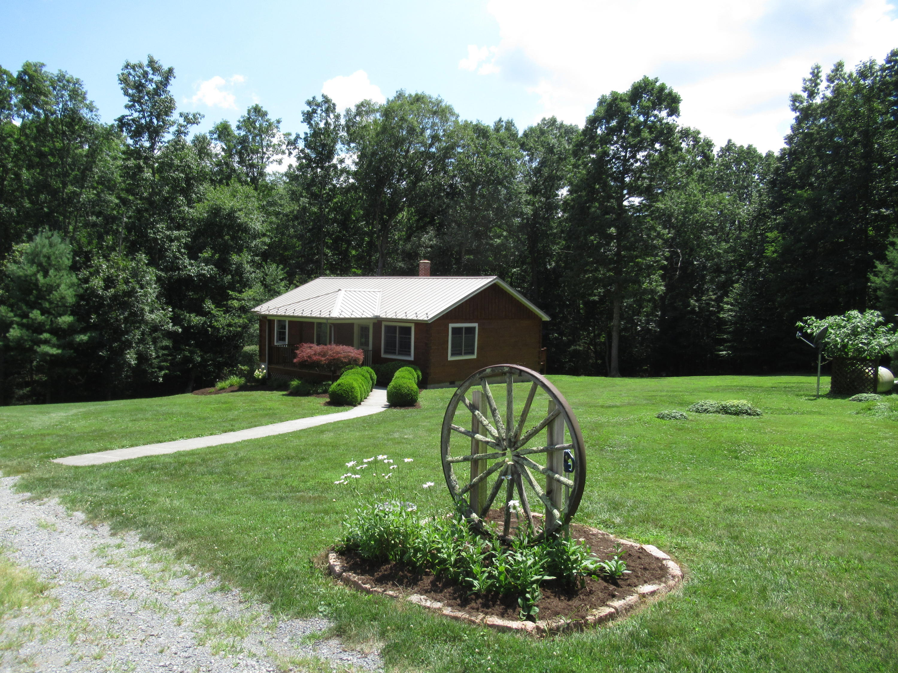 294 Woodbrier Estates Road Alderson, WV 24910 - Photo 1 of 32 Gallery Image 1