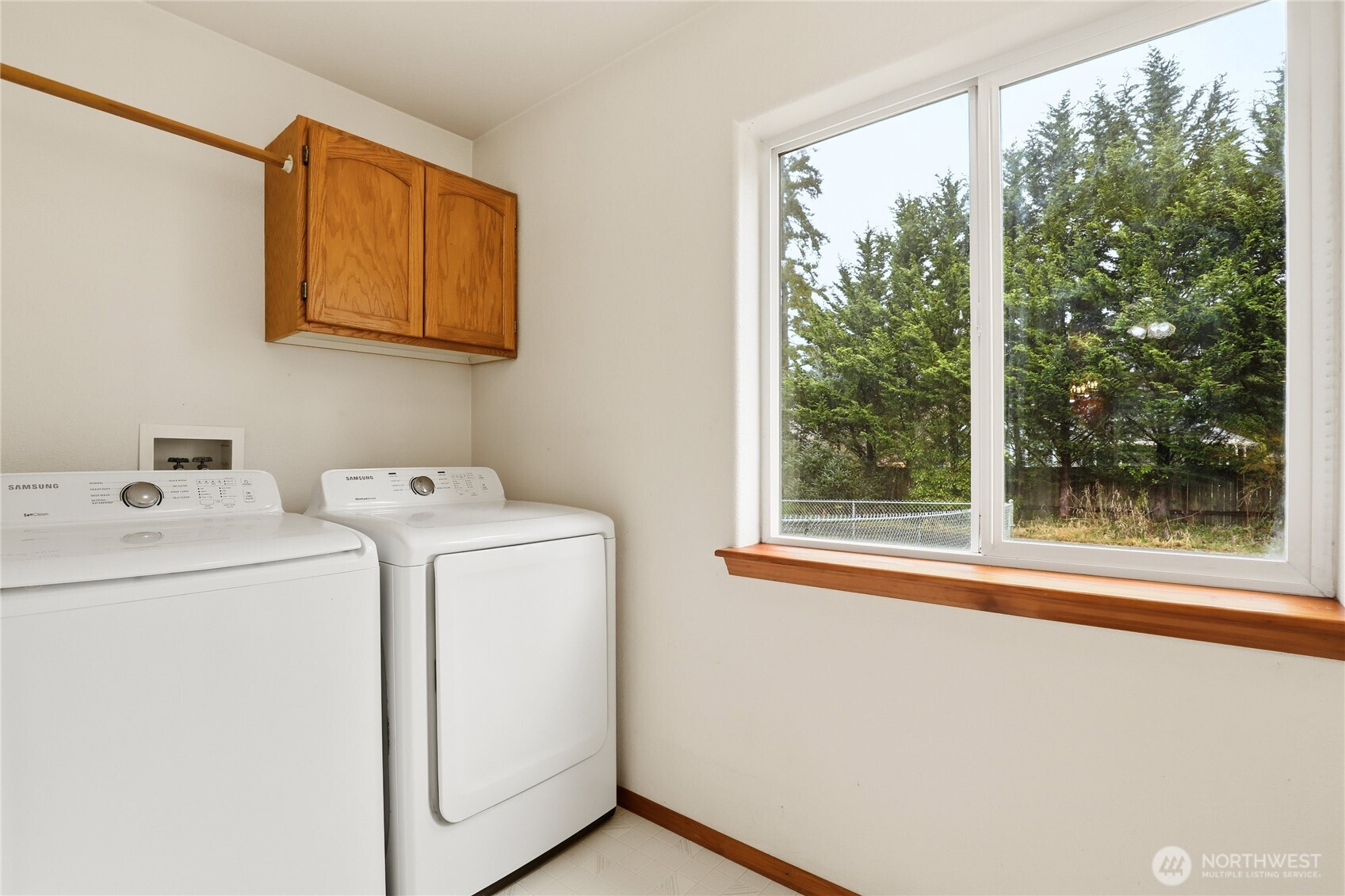 9839 Littlerock Road Southwest Olympia, WA 98512 - Photo 10 of 25 Gallery Image 10