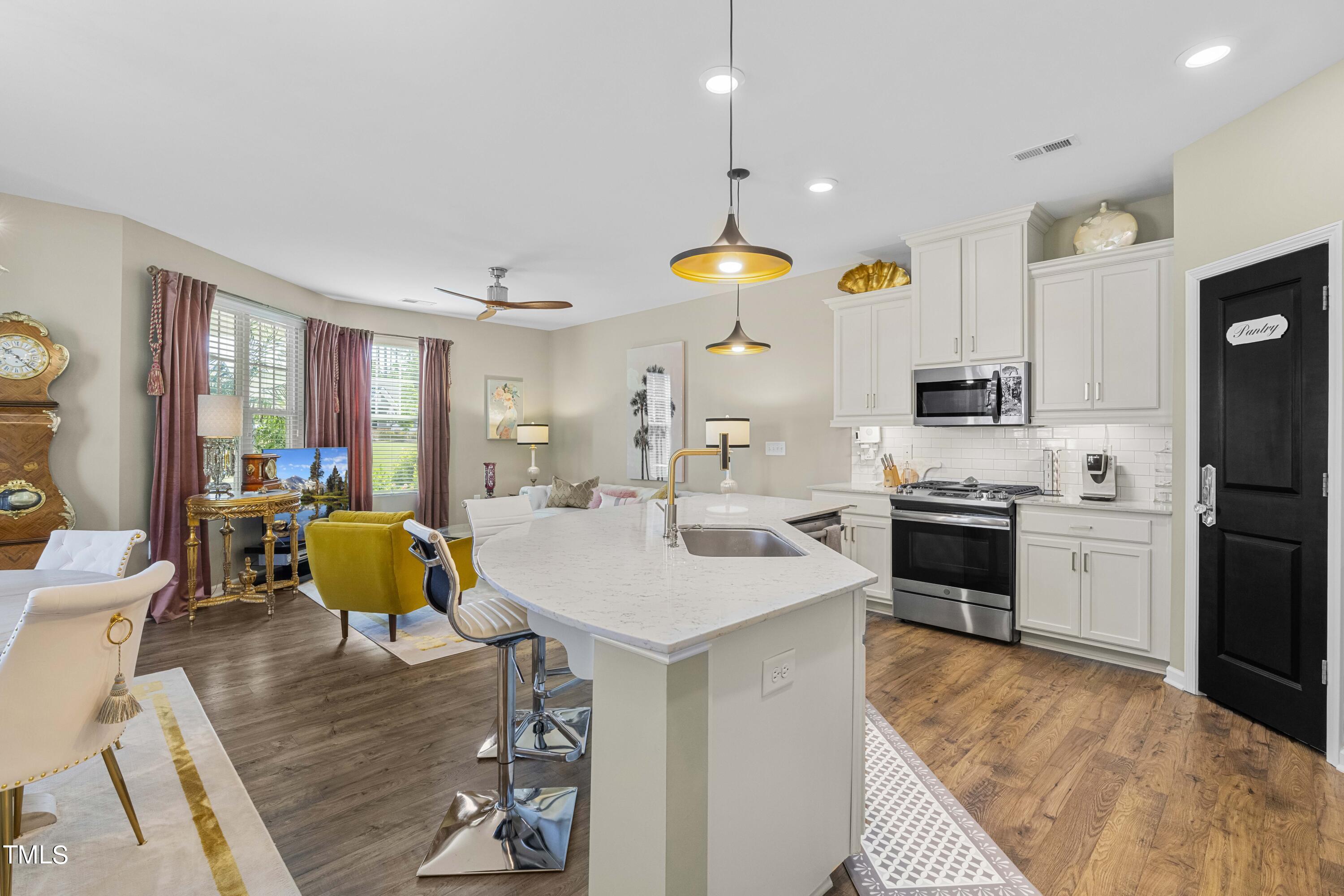 6006 Beale Loop Raleigh, NC 27616 - Photo 4 of 21 5