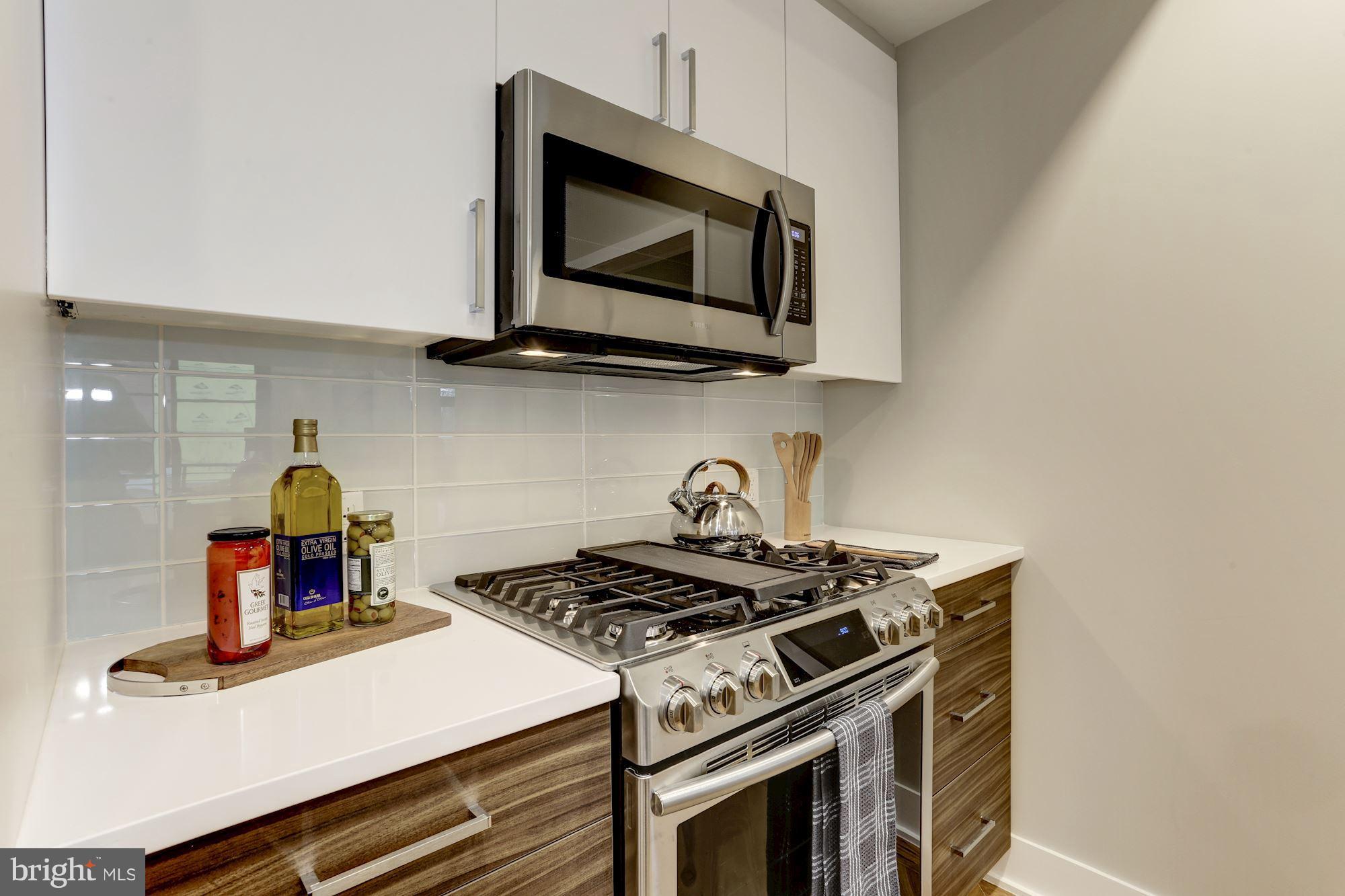 1345 K Street Southeast, Unit 204 Washington, DC 20003 - Photo 6 of 21