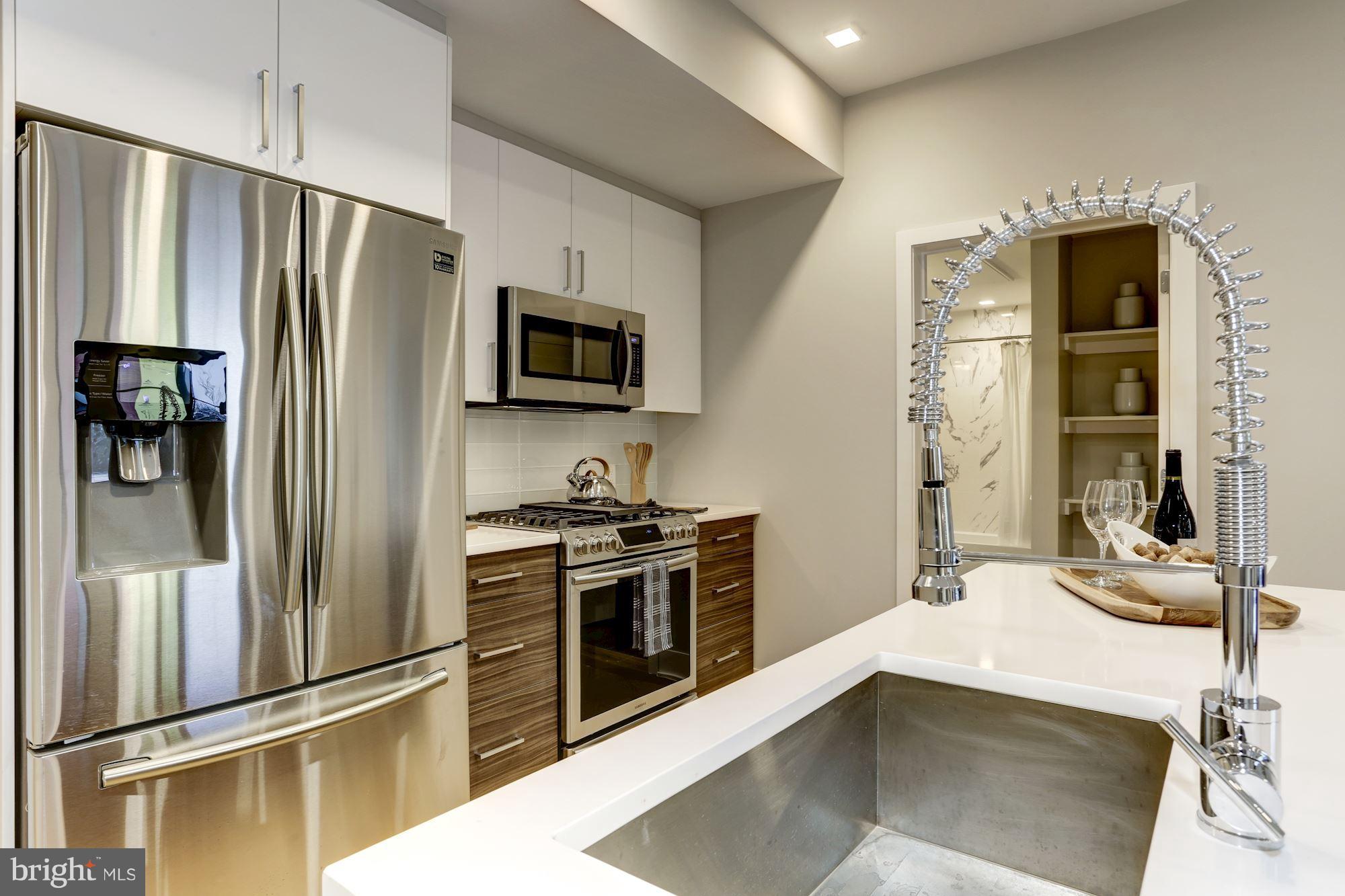 1345 K Street Southeast, Unit 204 Washington, DC 20003 - Photo 7 of 21
