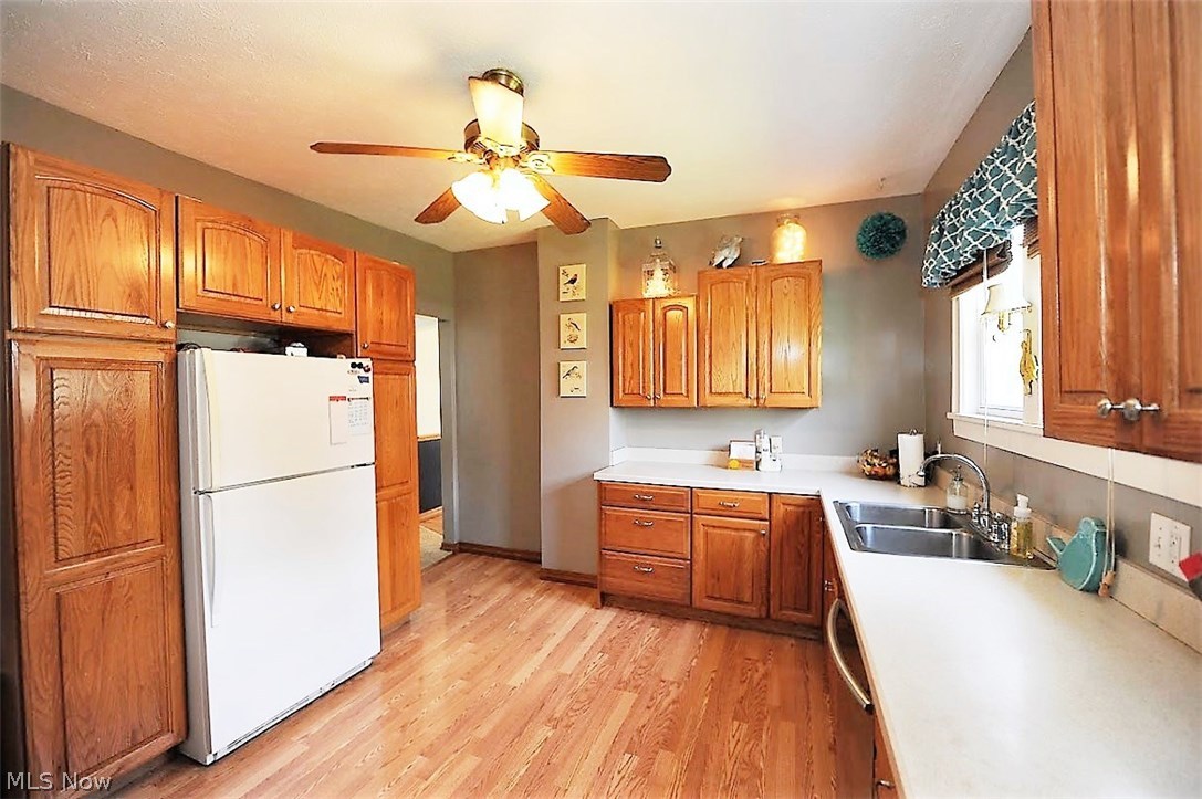 3925 Johnson Road Norton, OH 44203 - Photo 10 of 25 * Kitchen Newer Cabinets!