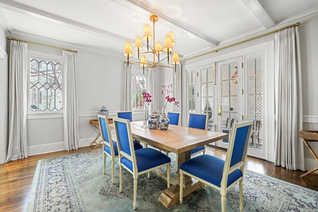 254 Commonwealth Avenue Newton, MA 02467 - Photo 4 of 37 a view of a dining room with furniture and window