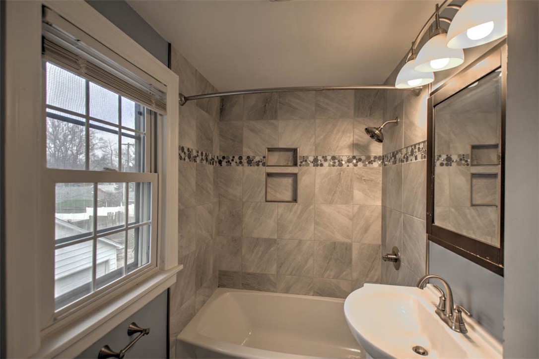 405 South Linden Avenue Decatur, IL 62522 - Photo 21 of 32 Gallery Image 21
