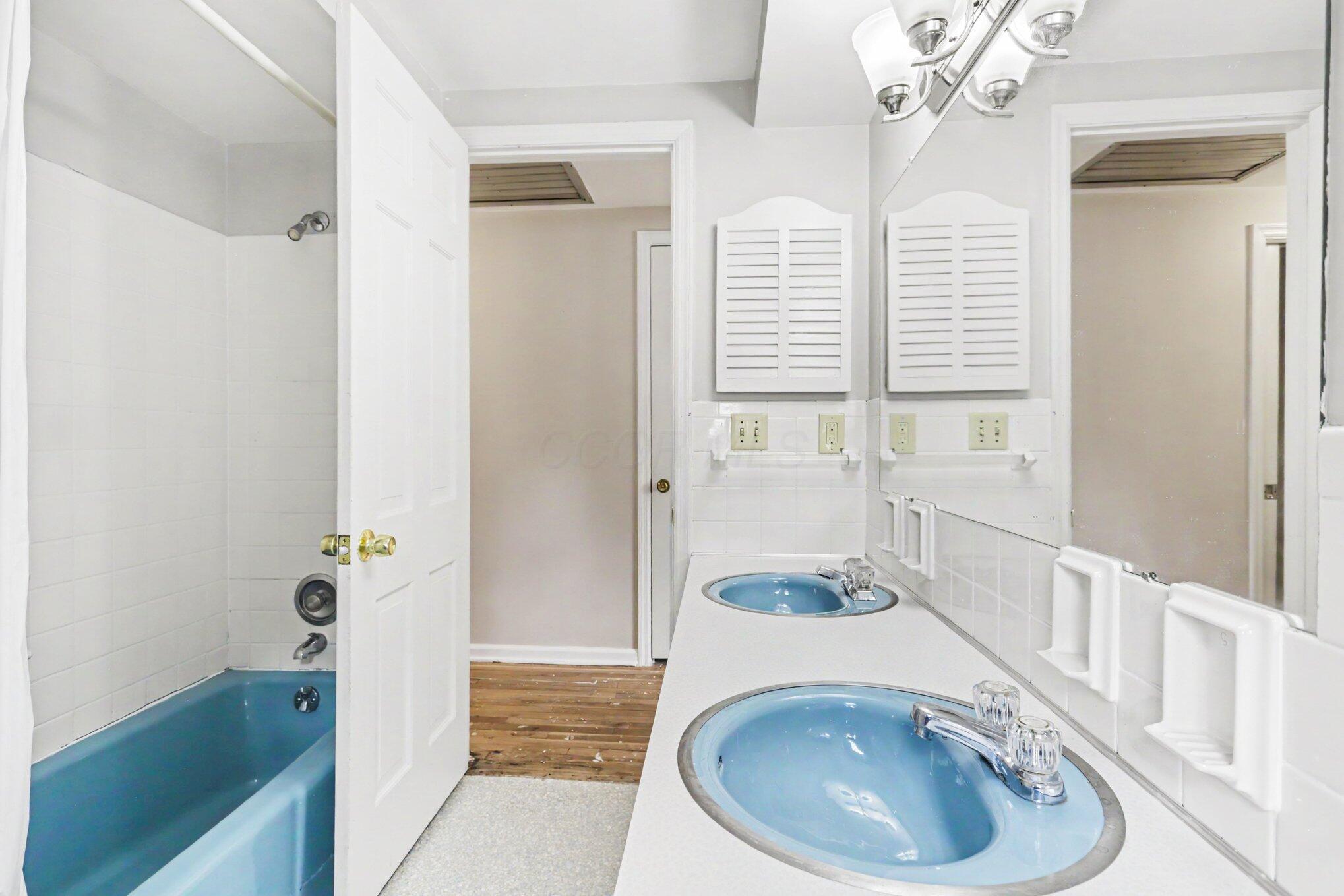 4441 Olentangy River Road Columbus, OH 43214 - Photo 23 of 40