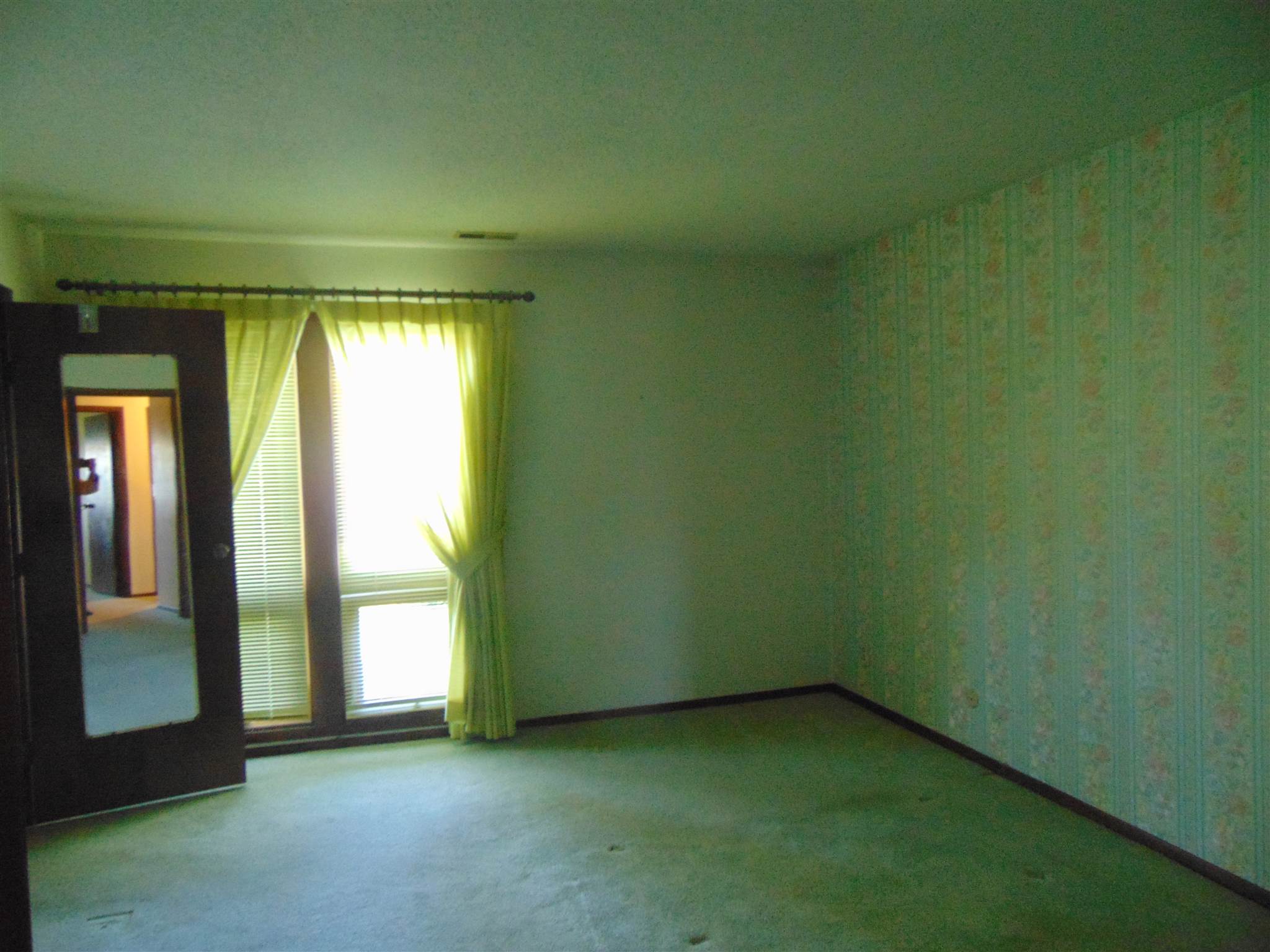 5304 North Moore Road Muncie, IN 47304 - Photo 17 of 23
