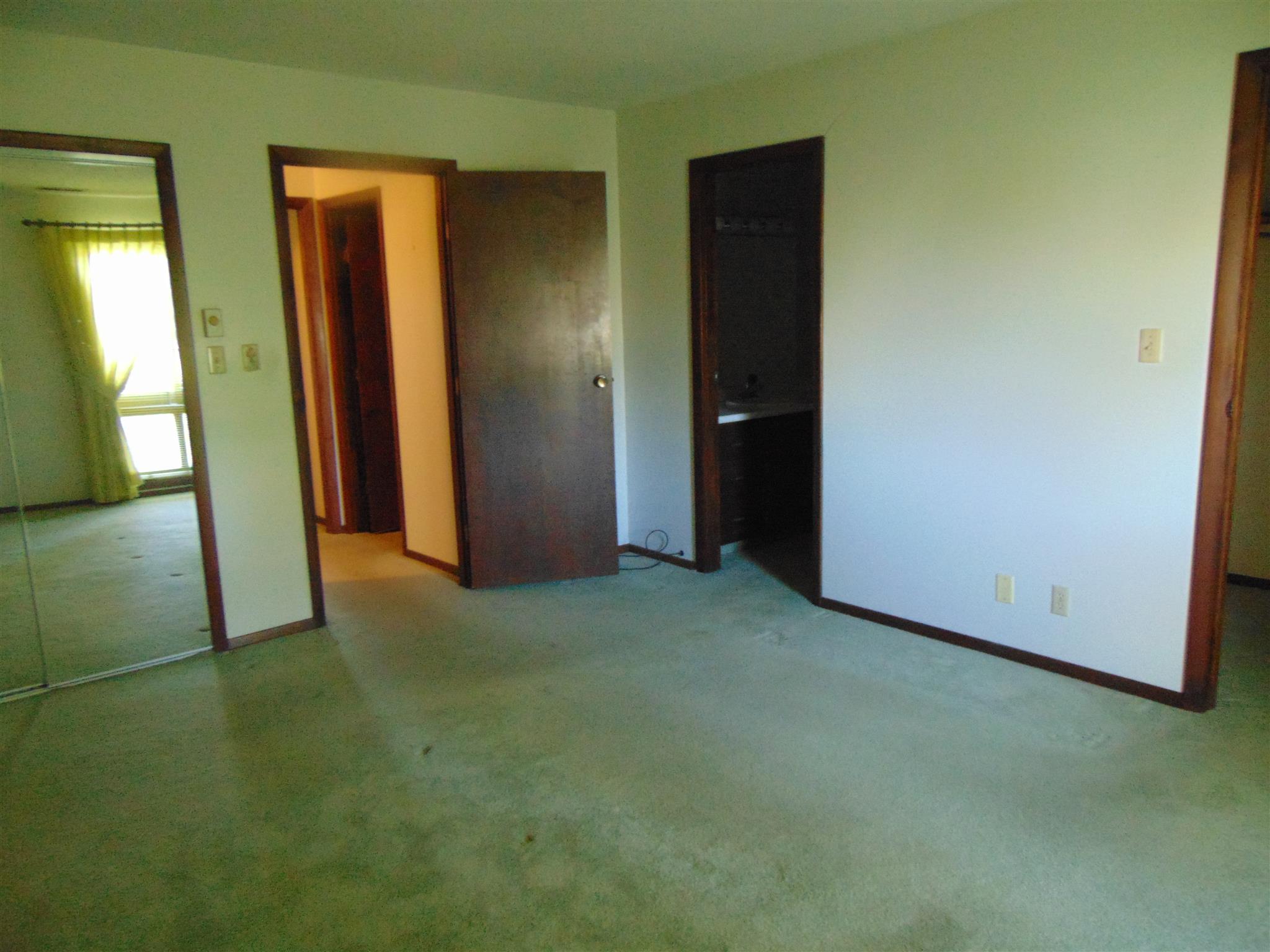 5304 North Moore Road Muncie, IN 47304 - Photo 20 of 23