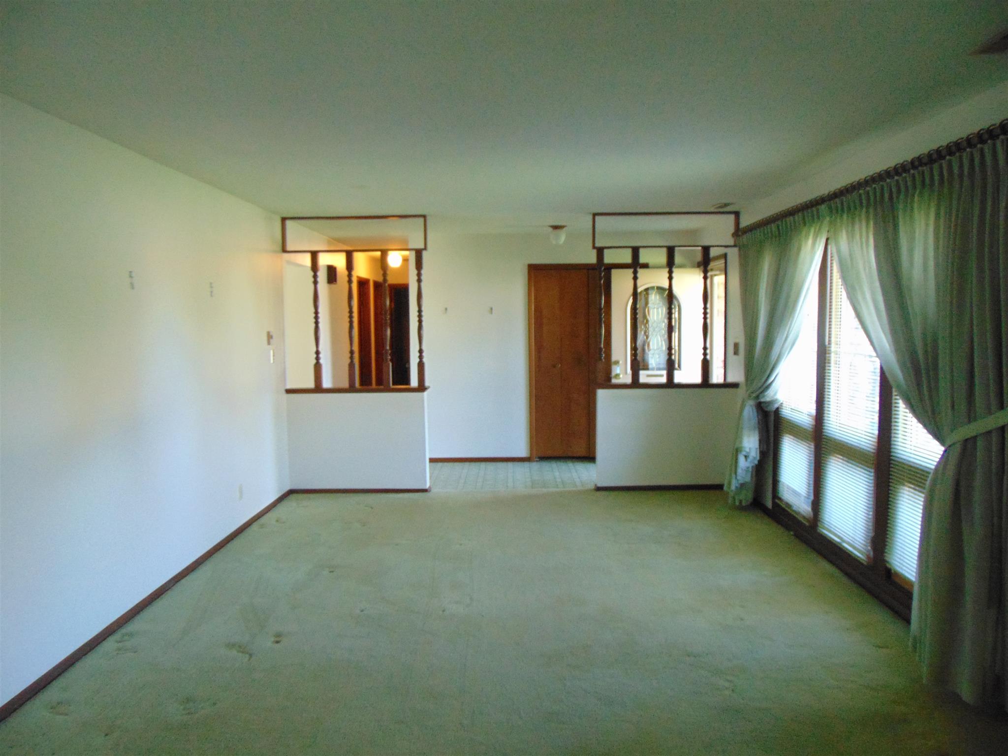 5304 North Moore Road Muncie, IN 47304 - Photo 4 of 23
